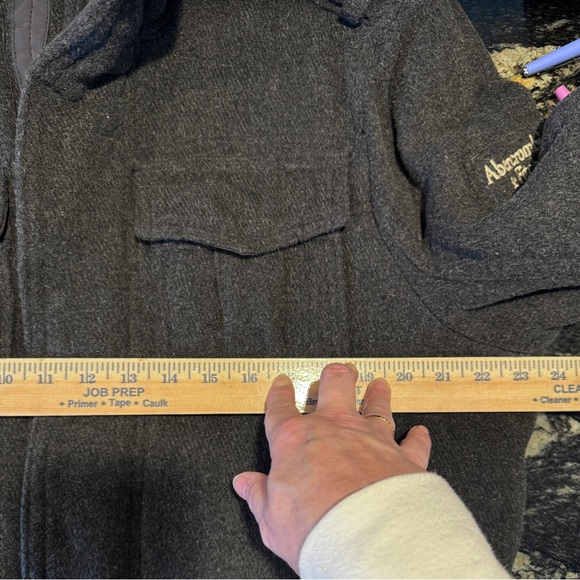 Abercrombie & Fitch Felt Field Jacket - Picture 14 of 16